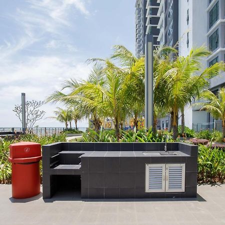 Aisi3 Studio Seaview At Tanjung Lumpur Куантан Екстериор снимка