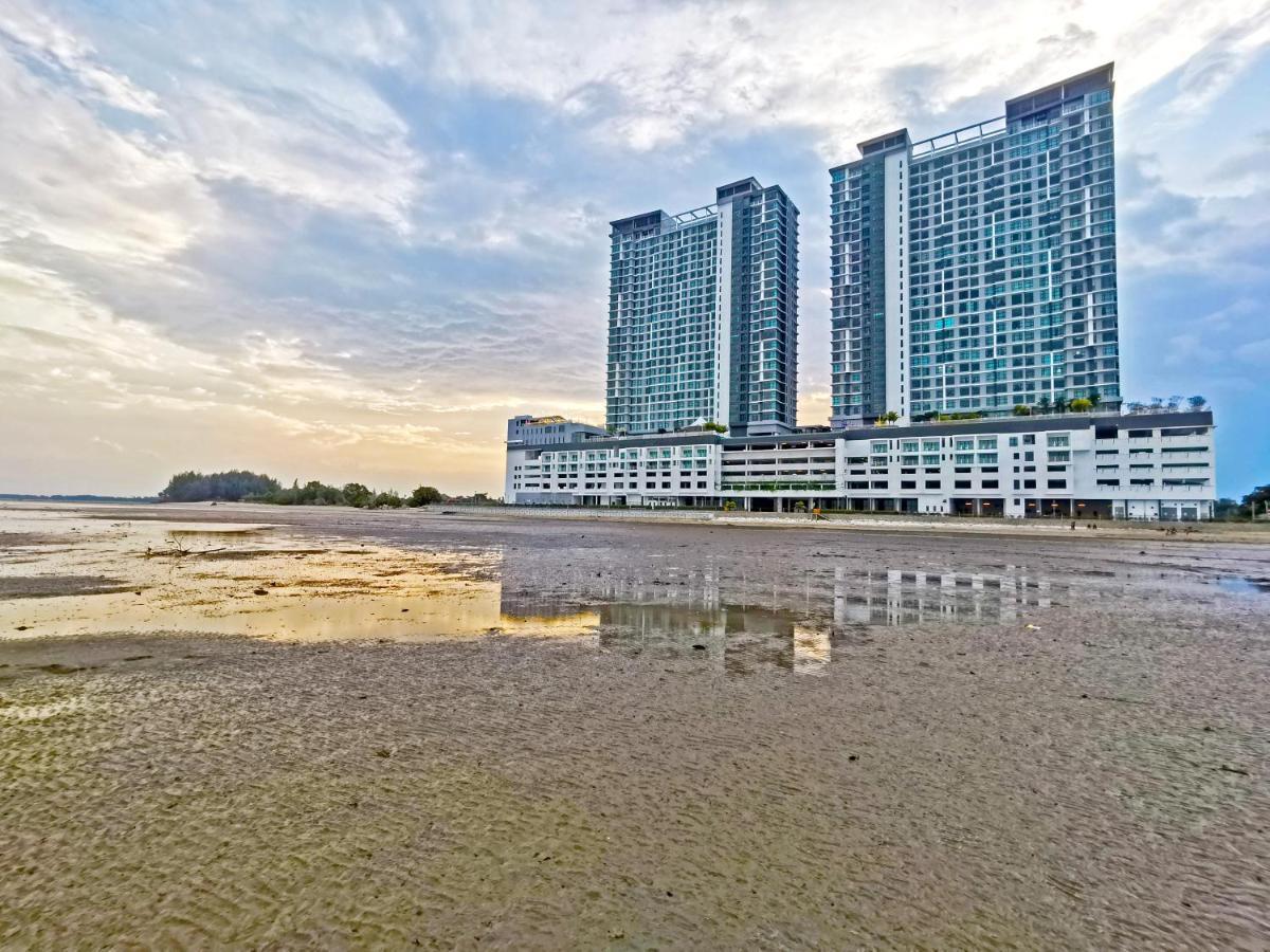 Aisi3 Studio Seaview At Tanjung Lumpur Куантан Екстериор снимка